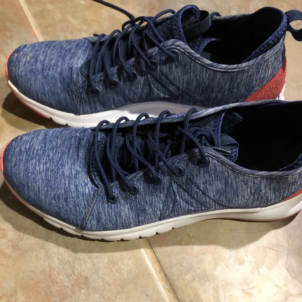 Women’s Reebok training shoes